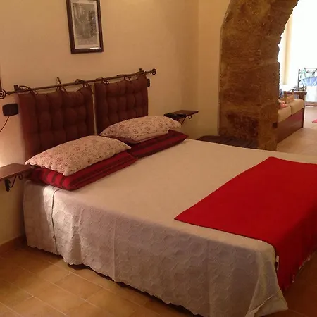 Domus Antiqua 3*